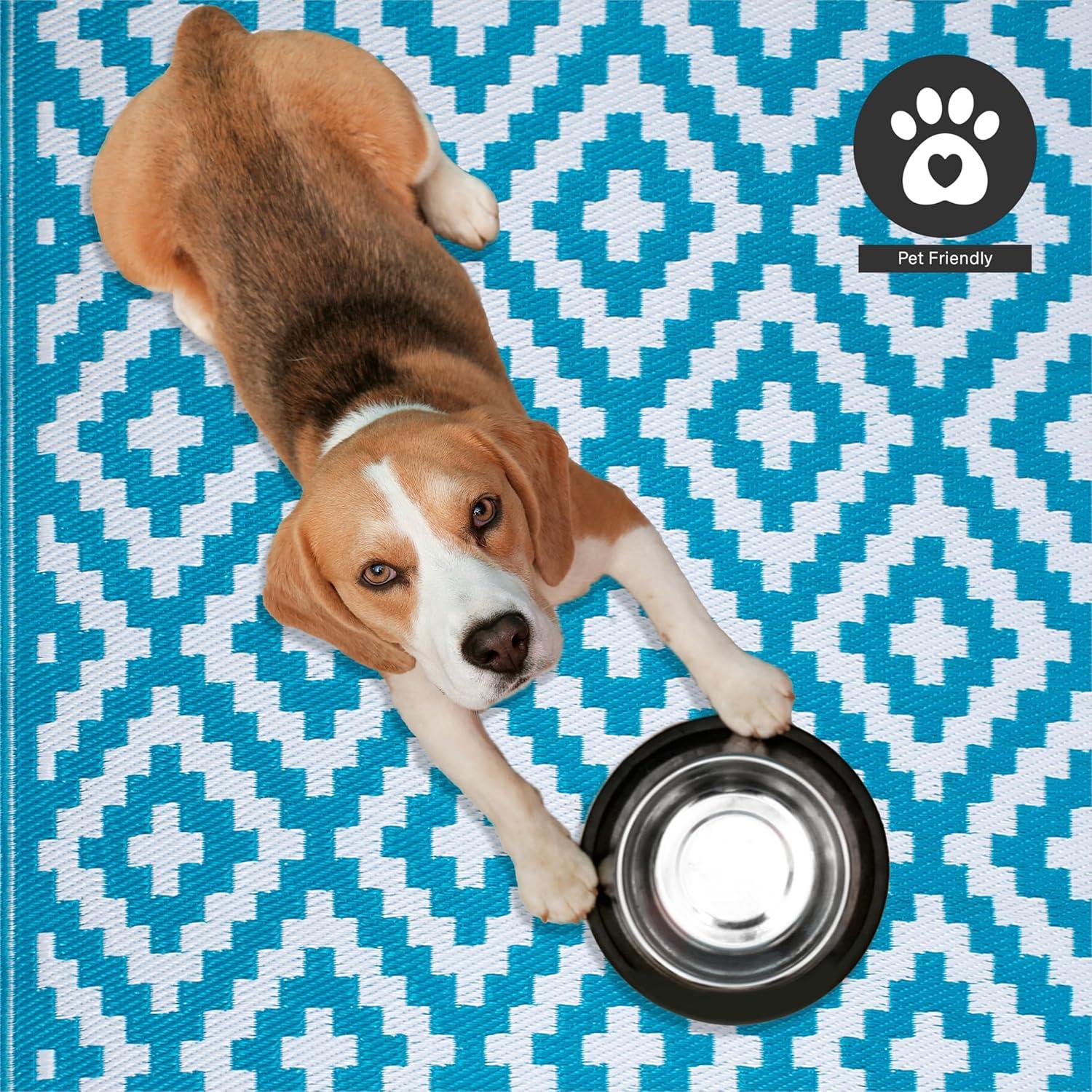 FH Home Outdoor Rug - Waterproof, Fade Resistant, Reversible - Premium Recycled Plastic - Geometric - Patio, Porch, Deck, Balcony - Aztec - Teal & White Crease Free - 5 x 8 ft
