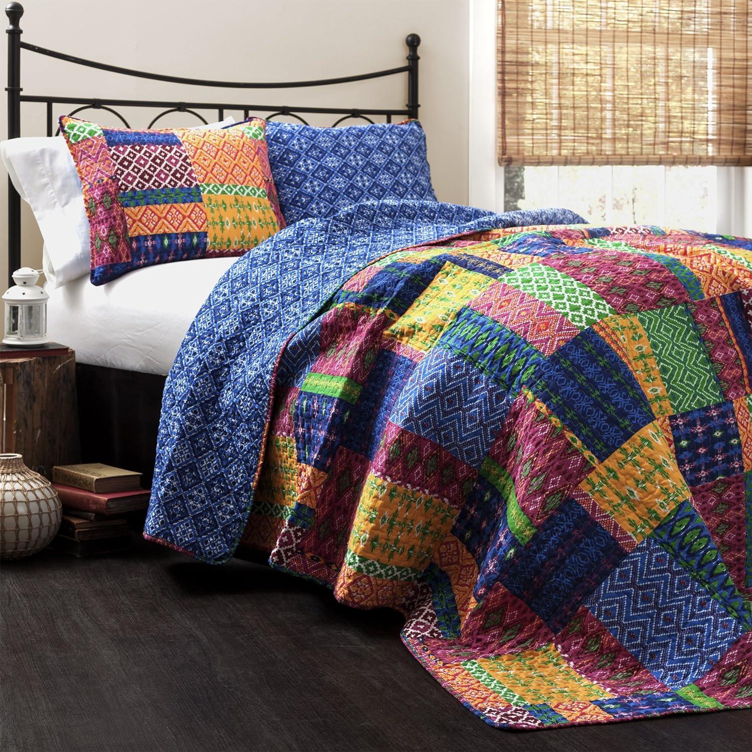 Misha Fuchsia/Navy 100% Cotton 320 TC Reversible 3 Piece Quilt Set