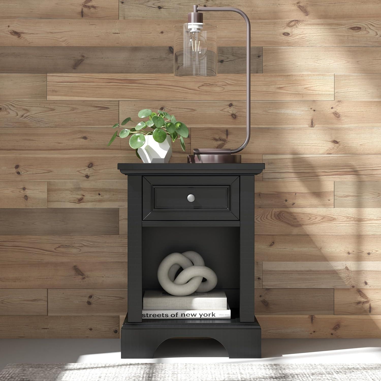 Stately Bedford Black Nightstand with 1 Drawer - Sleek Design