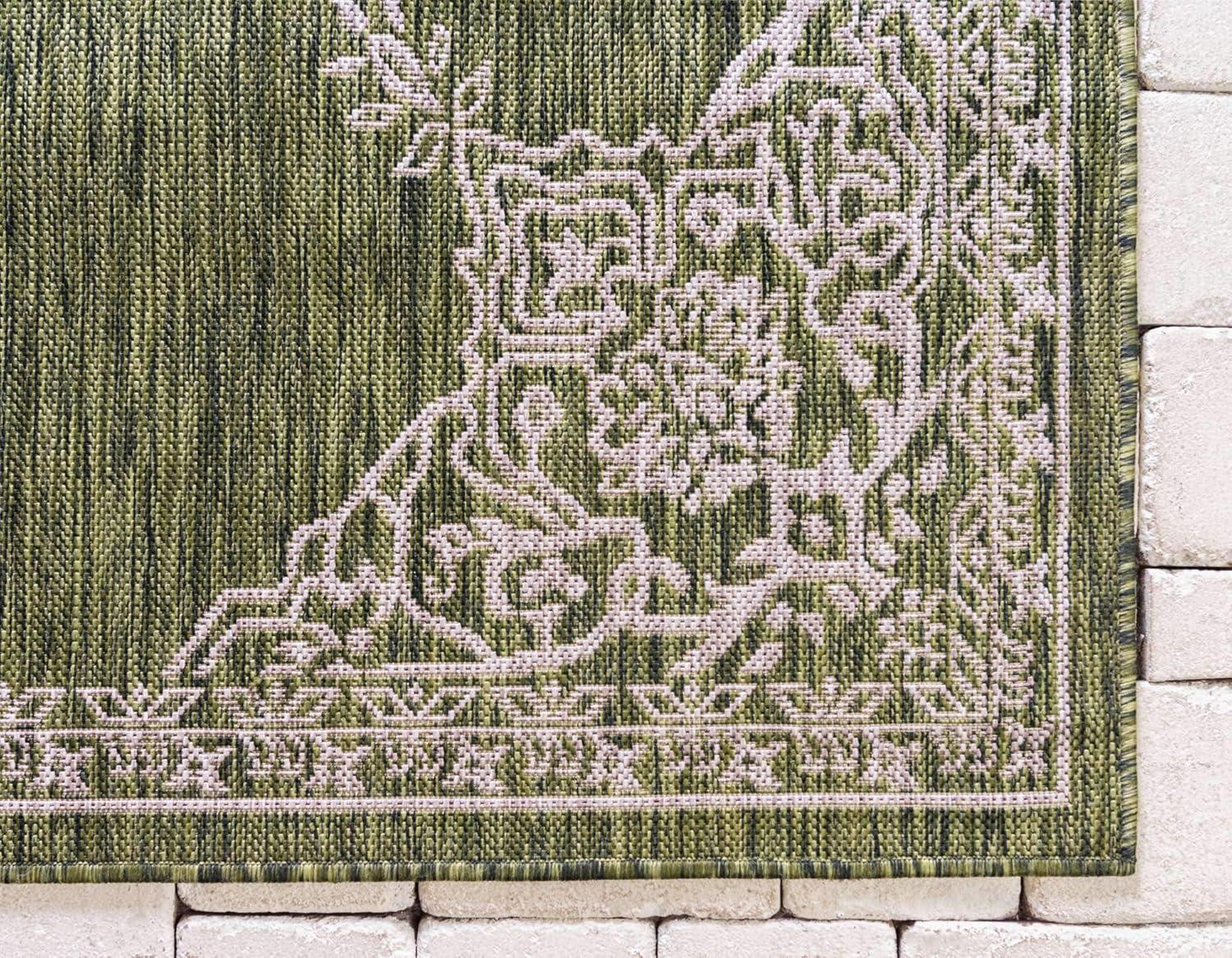 Unique Loom 7' 1 x 10' 0 Rectangle Indoor/Outdoor Traditional Green Area Rug