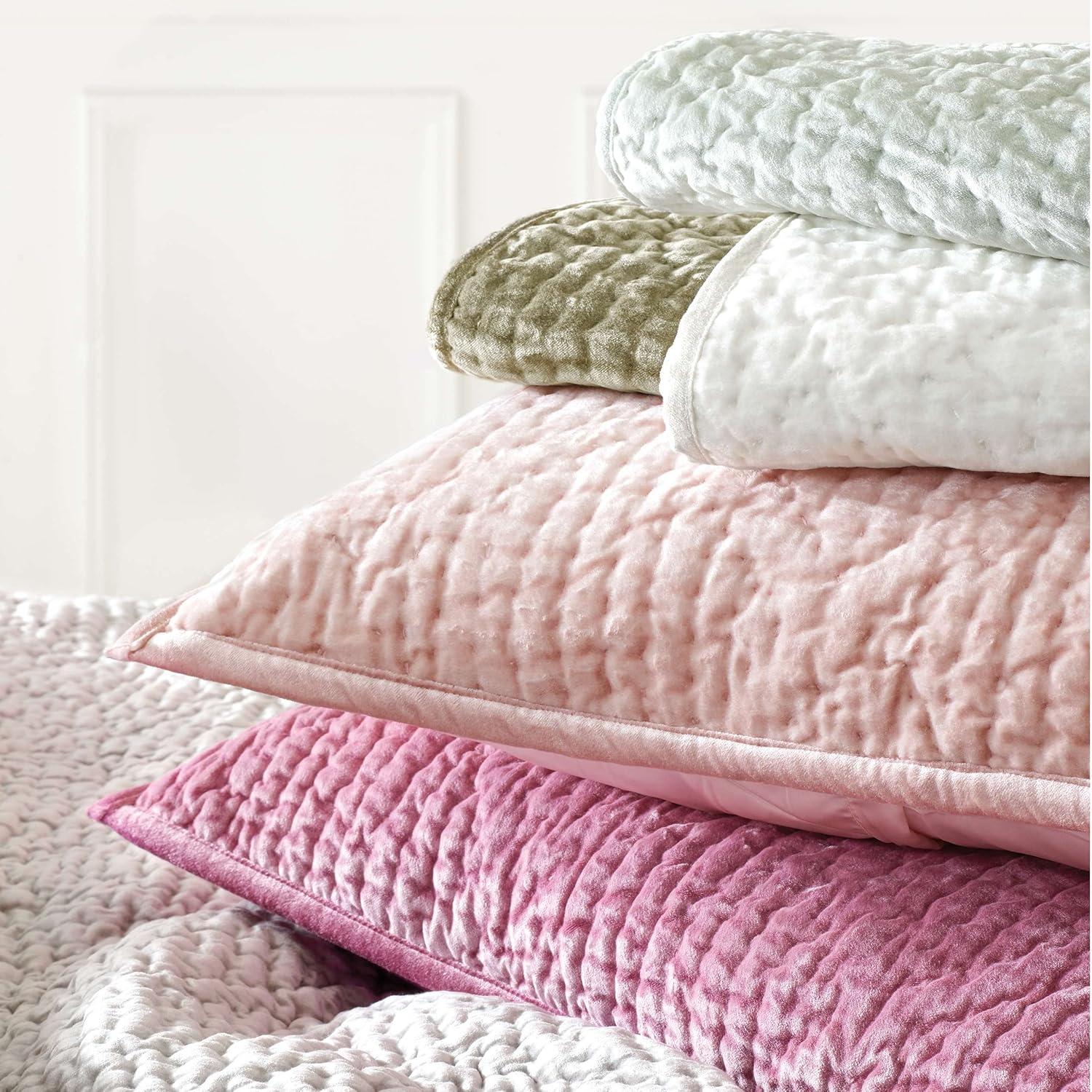 Parisienne Velvet Quilt