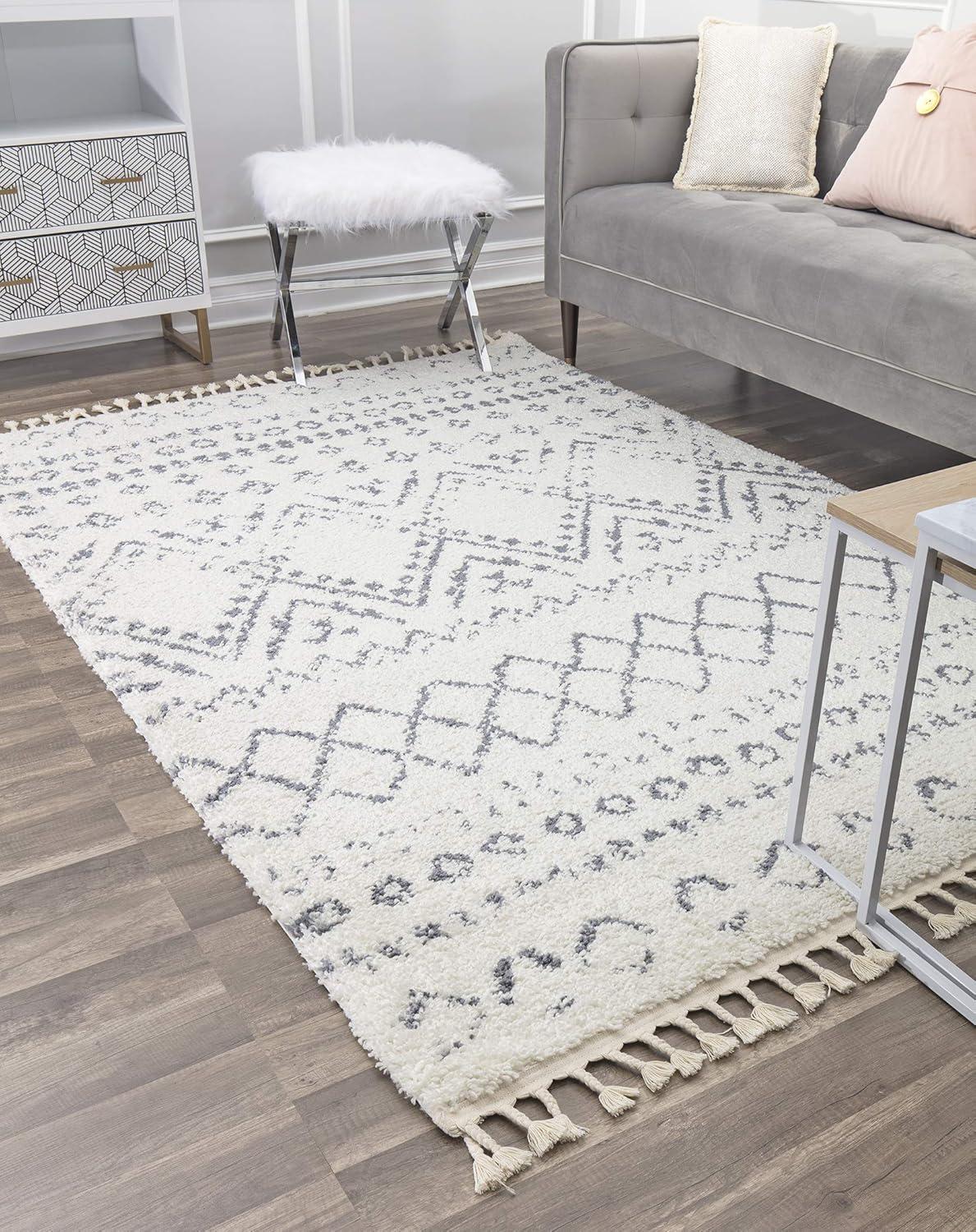 Silla Mason Shag Tribal Shadow Gray Area Rug