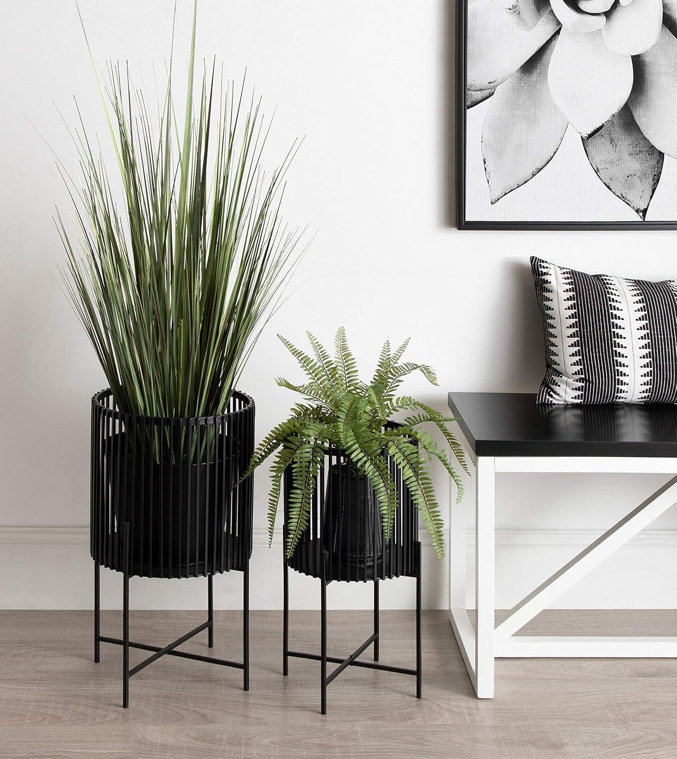 Kate and Laurel Paynter Floor Planter Set