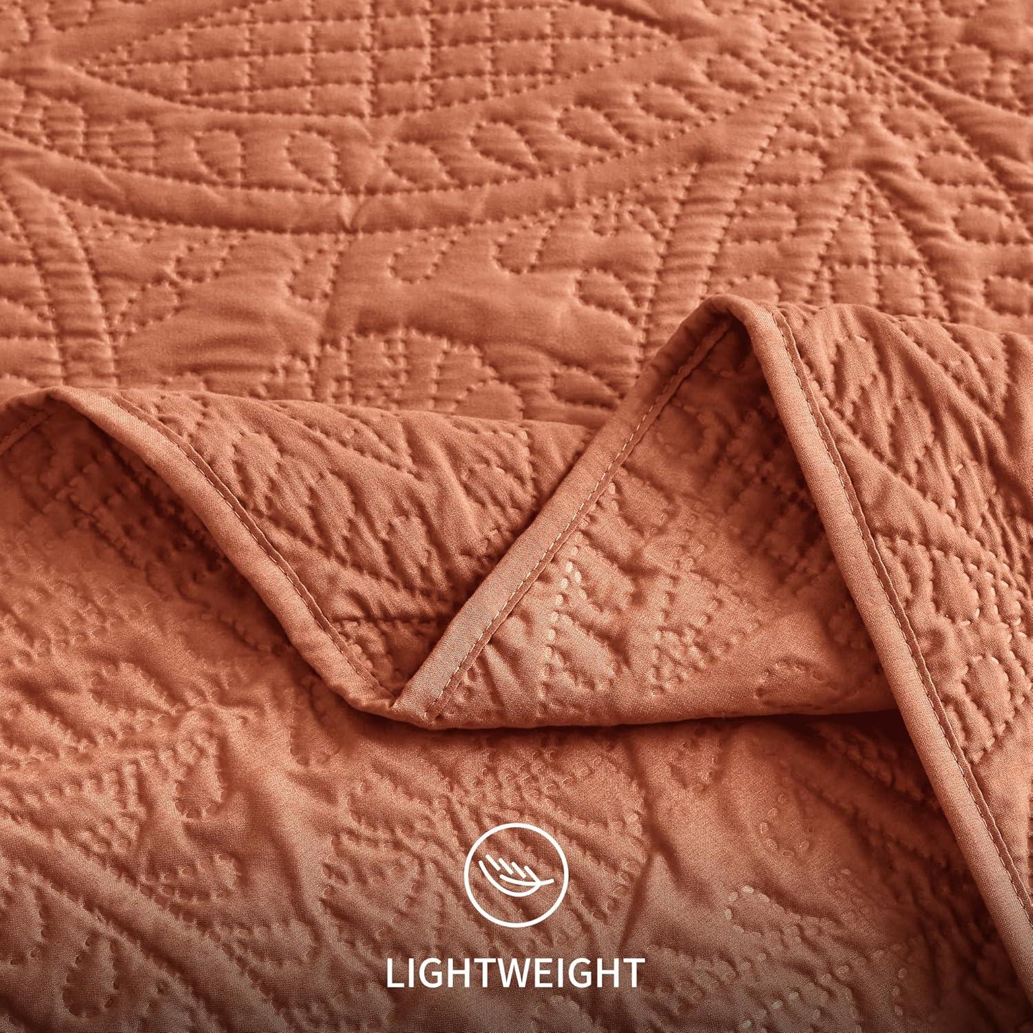 Queen Bed  Bedspreads 3 Piece Coin Pattern Umber - 3 Piece - Full - Queen