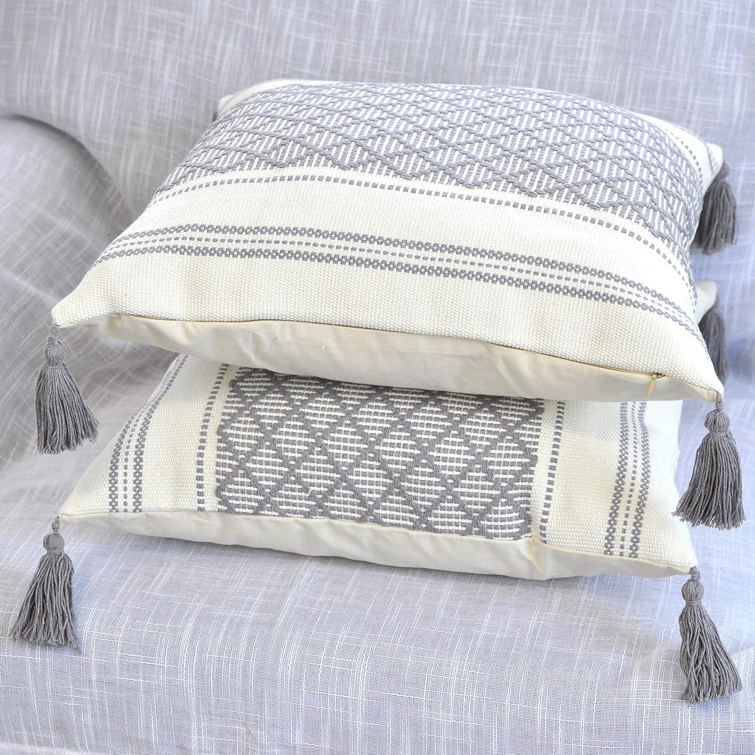 Dakota Fields Dorothene Outdoor Indoor  Pillow Covers Geometric Checkered Pattern, Plaid Woven Cushion Covers Pillow Cases (Set of 2)