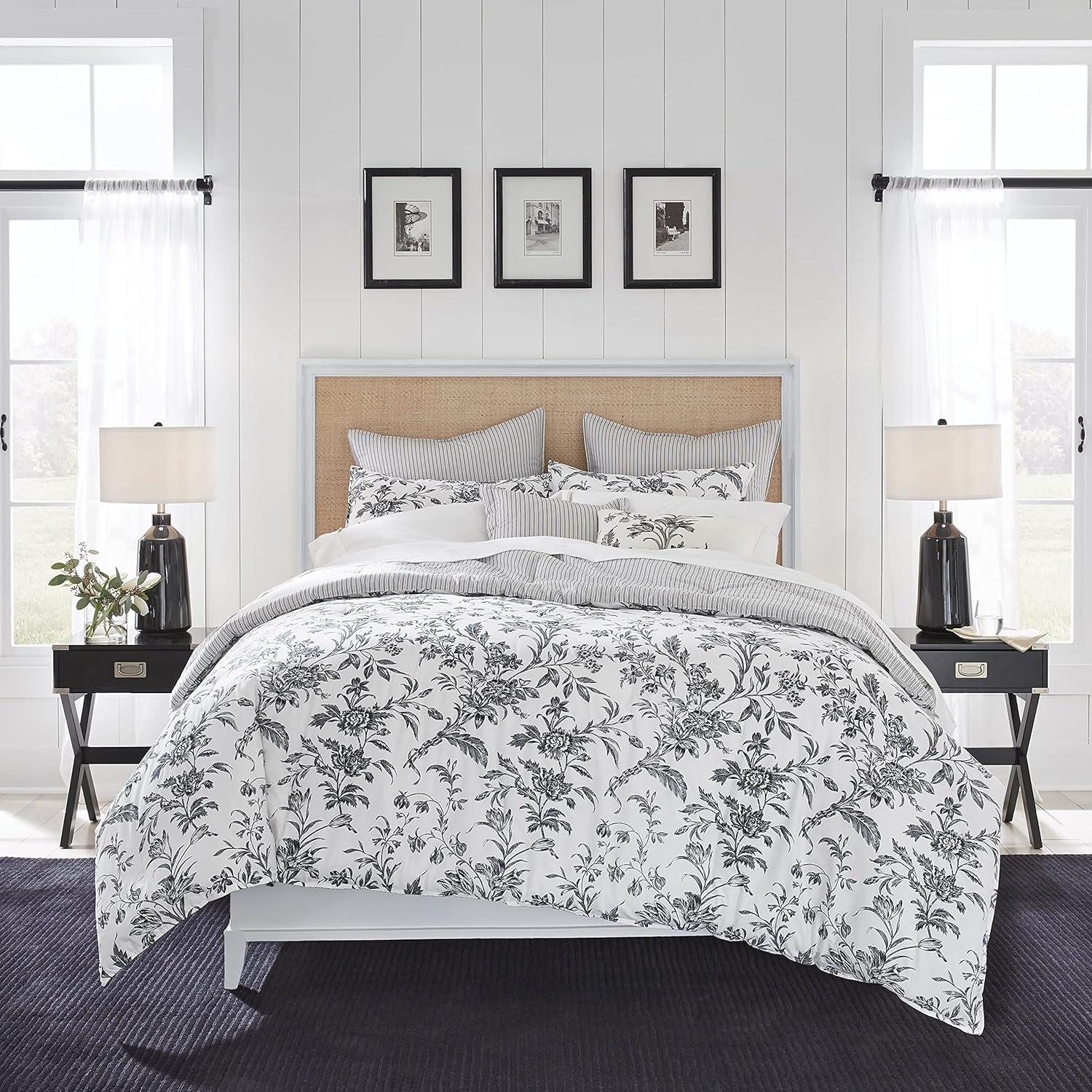 Amberley Black and White Reversible Cotton Full Comforter Set