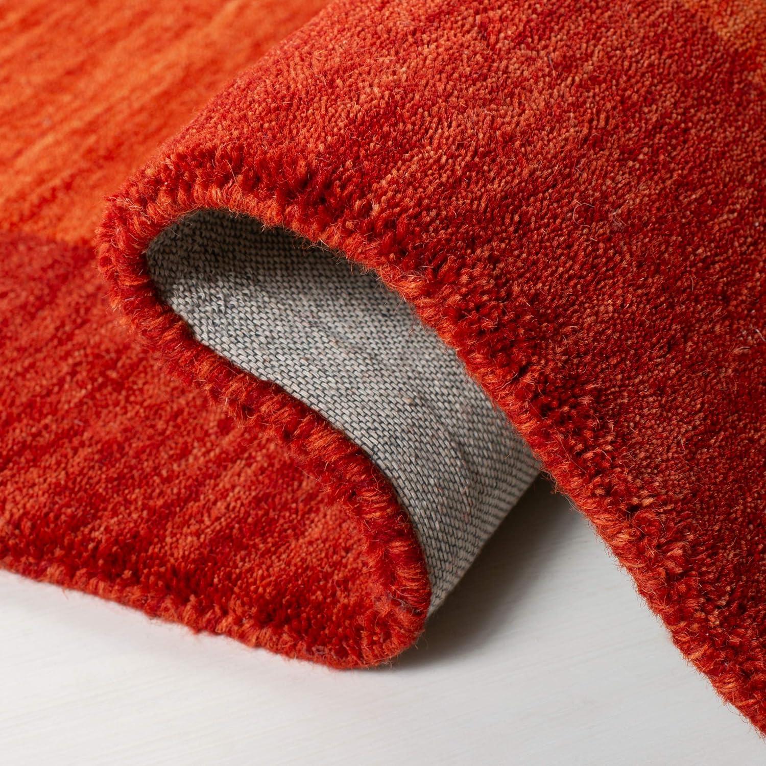 Himalaya HIM587 Hand Loomed Area Rug - Red - 5'x8' - Safavieh.