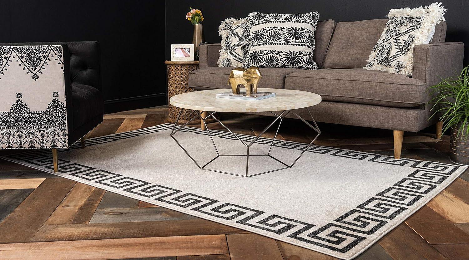 Barreto Geometric Beige/Black Area Rug