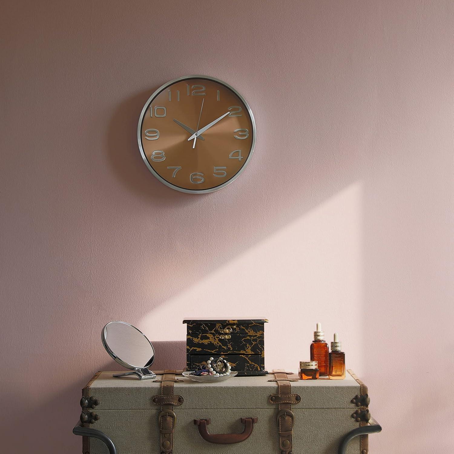 Modern Decorative Aluminum Round Wall Clock For Living Room, Kitchen, Dining Room