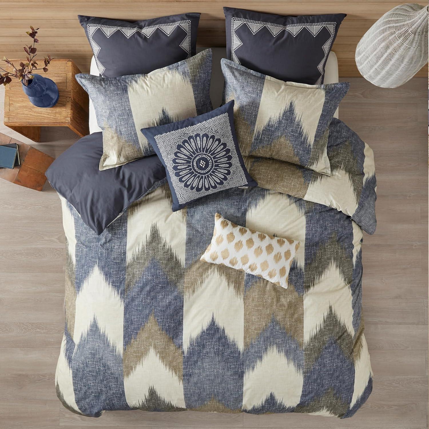 Full Navy Cotton Reversible Comforter Set with Graphic Detail