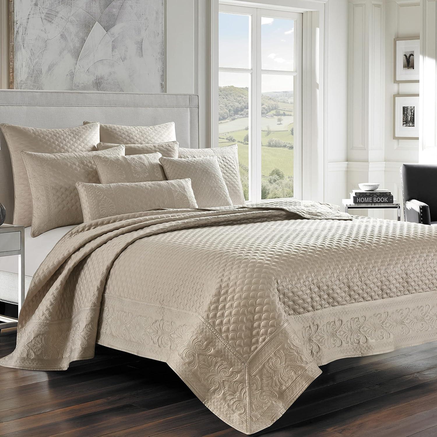 Lincoln Coverlet