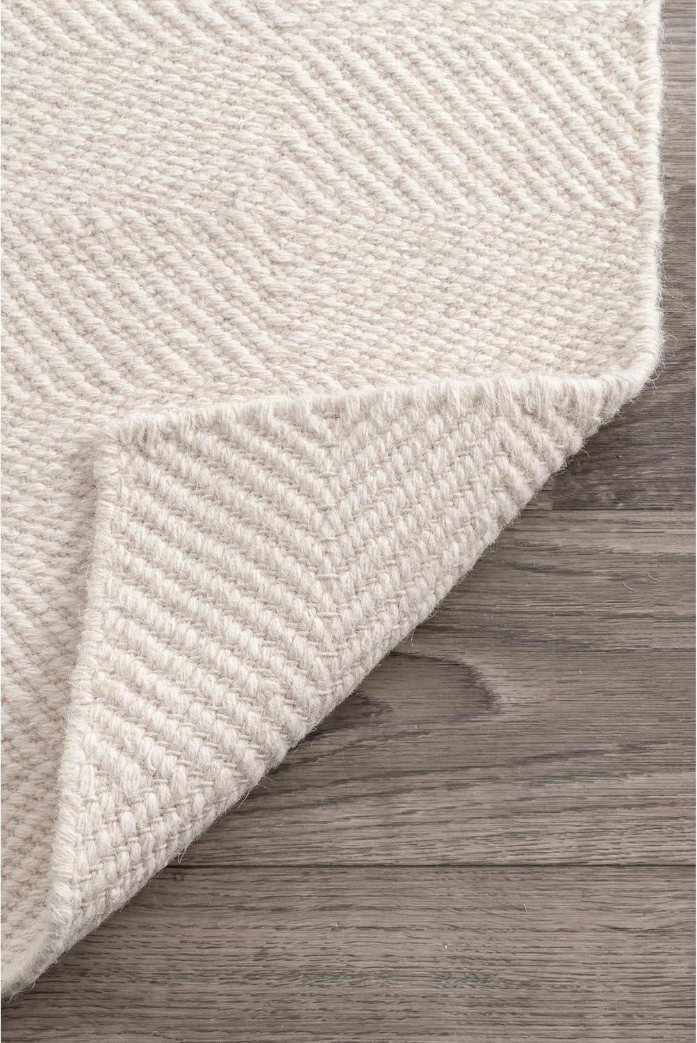 nuLOOM Hand Woven Ago Wool Area Rug, 7' 6" x 9' 6", Cream