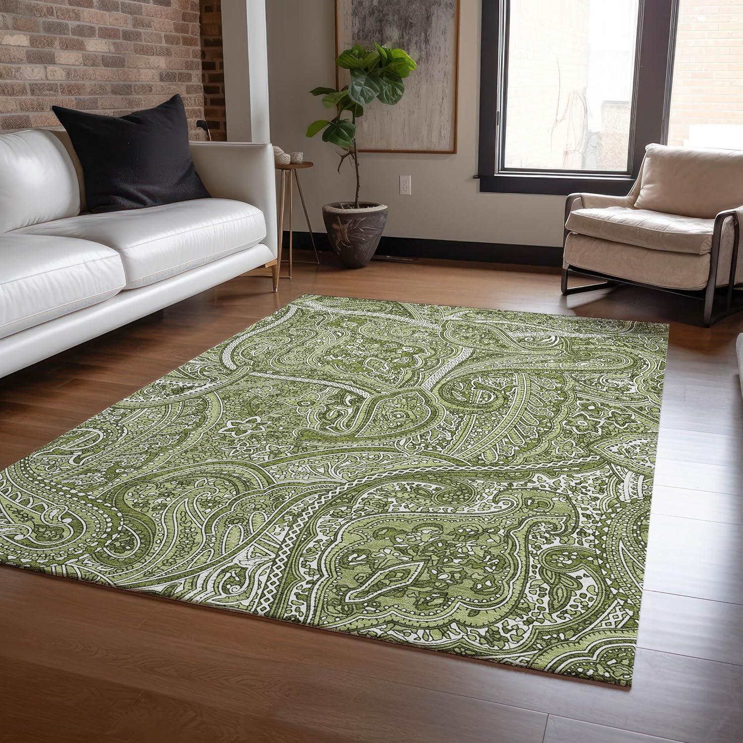 Green Paisley Machine-Washable Indoor Outdoor Rug 3' x 5'