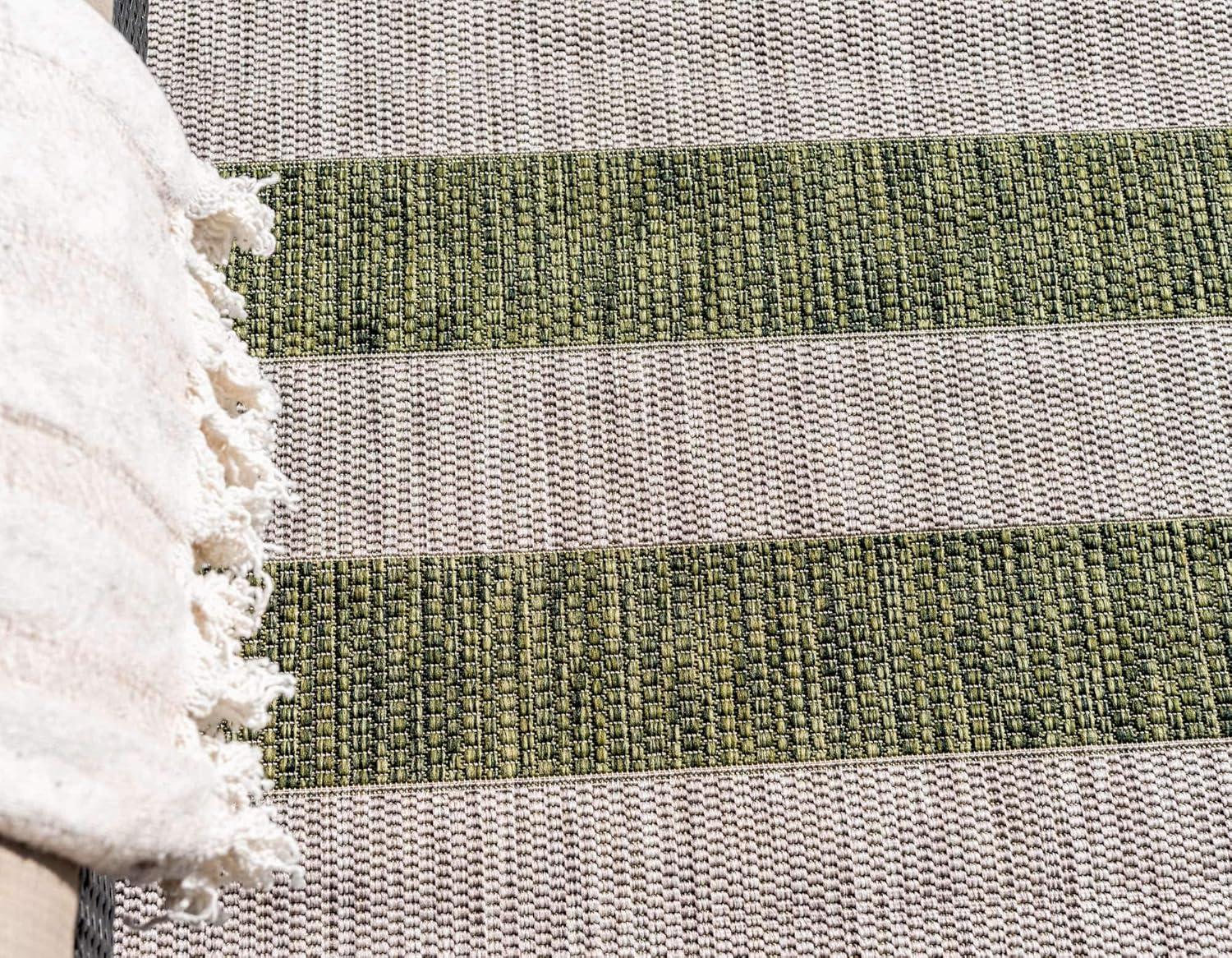 Unique Loom 7' 1 x 10' 0 Rectangle Indoor/Outdoor Striped Green Area Rug