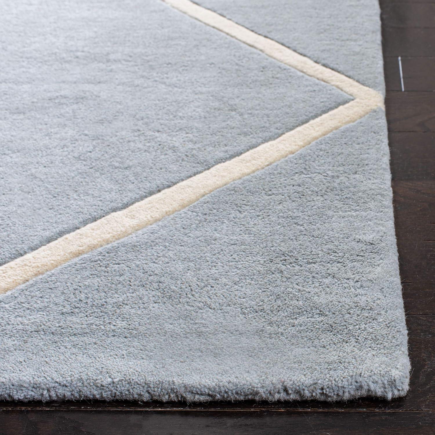 SAFAVIEH Chatham Isaac Geometric Diamonds Wool Area Rug, Grey/Ivory, 6' x 9'