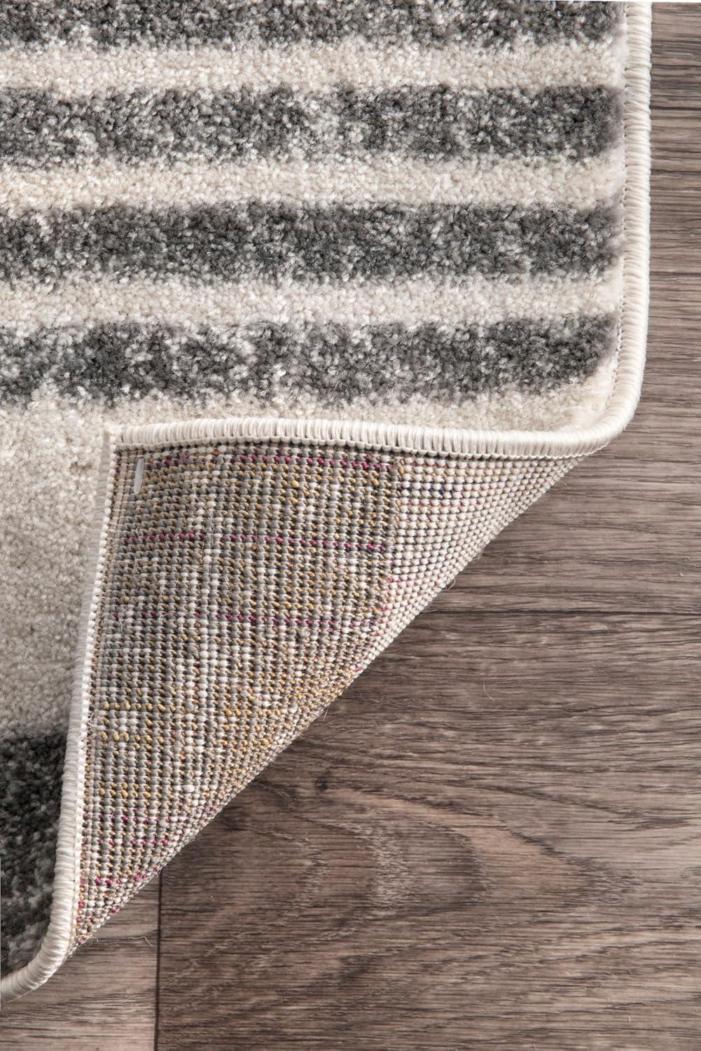 Striped Kelsi Gray Rug - nuLOOM