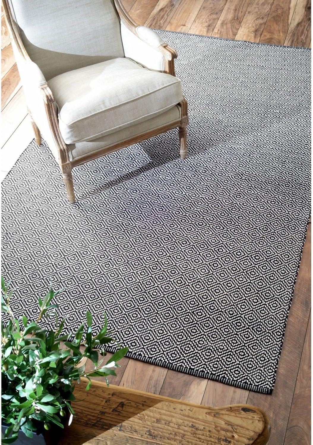 Handmade Geometric Black Cotton 8' x 10' Area Rug