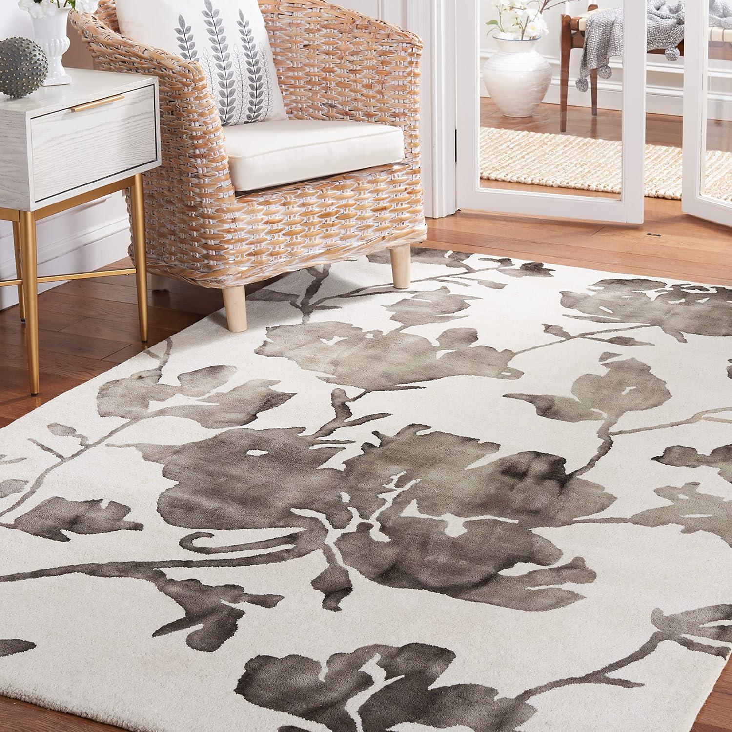 SAFAVIEH Dip Dye Kayla Overdyed Floral Wool Area Rug, Ivory/Charcoal, 5' x 5' Square