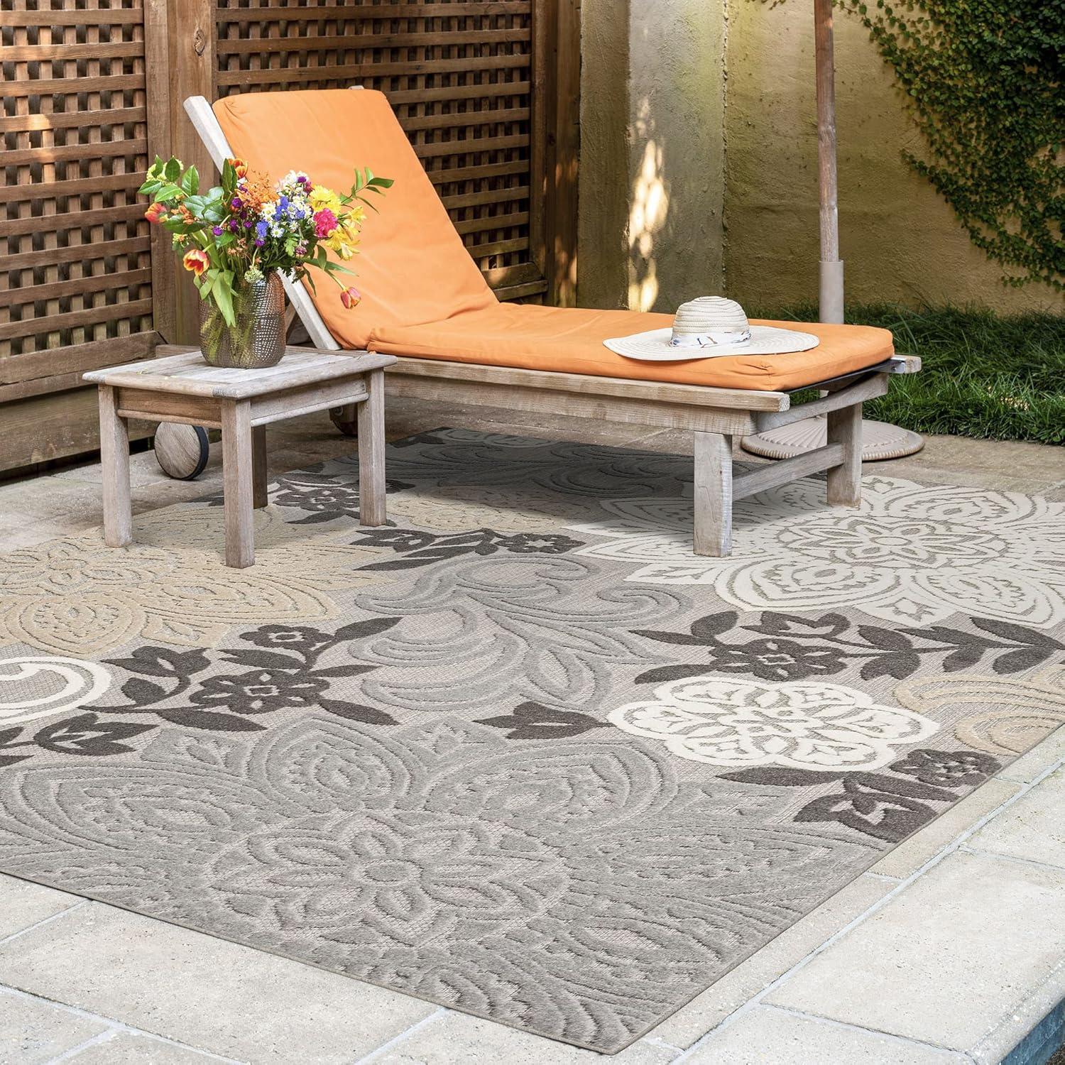 Beige Floral Synthetic 5x7 Indoor Outdoor Rug