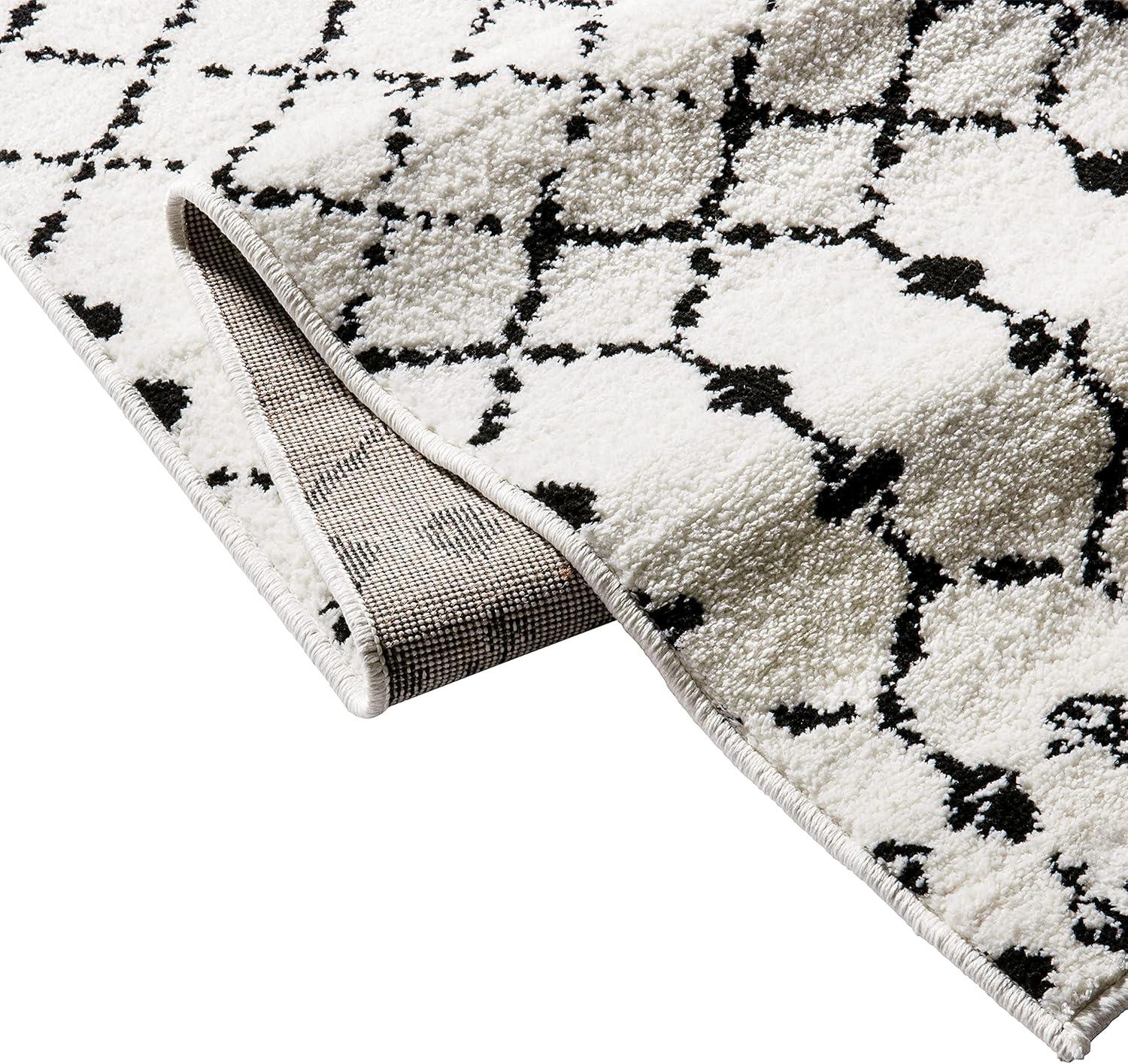 Hashtag Home Eberle Geometric Style Modern Bohemian Design Area Rug