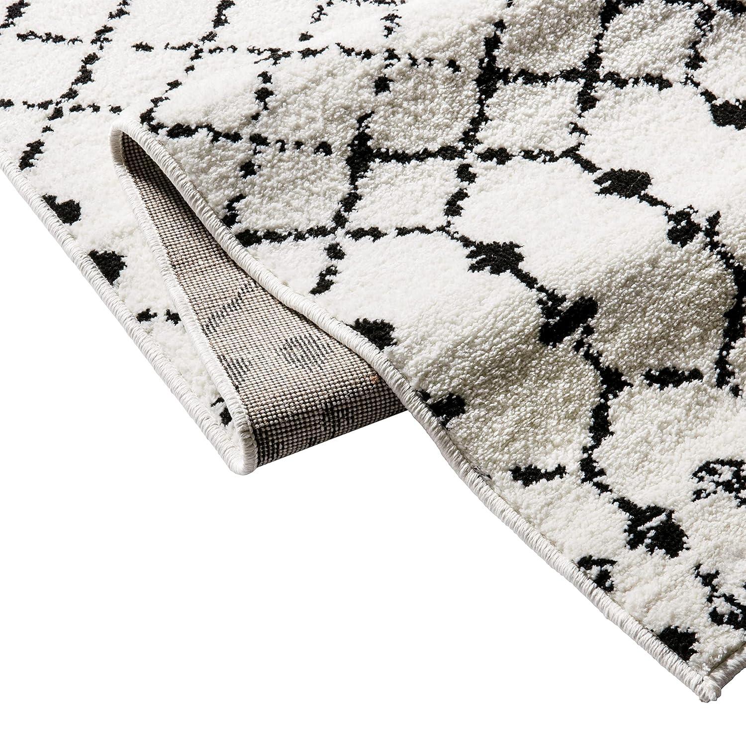 Hashtag Home Eberle Geometric Style Modern Bohemian Design Area Rug