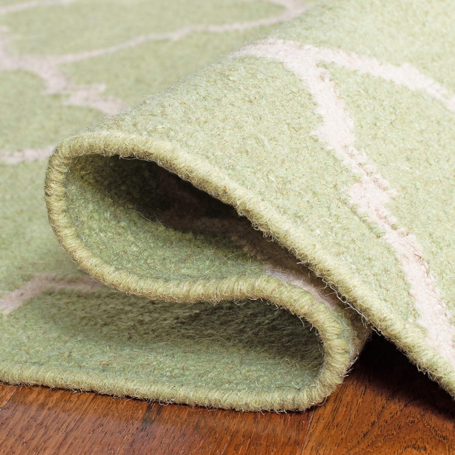 Safavieh Dhurries Malina 4 x 6 (ft) Wool Light Green/Ivory Rectangular Indoor Trellis Coastal Area rug