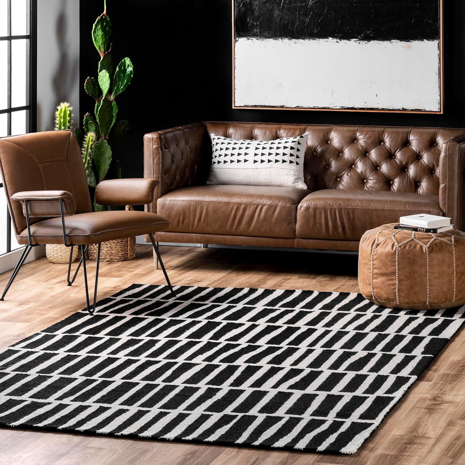 Handmade Black and White Wool Tufted Rectangular Area Rug