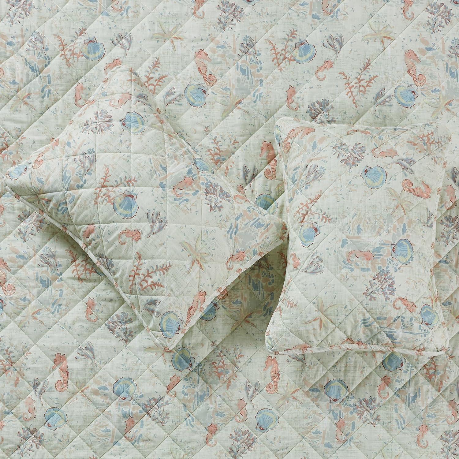 Vintage Comfort Reversible Coastal Design 3 Piece Quilt Set with Shams, King