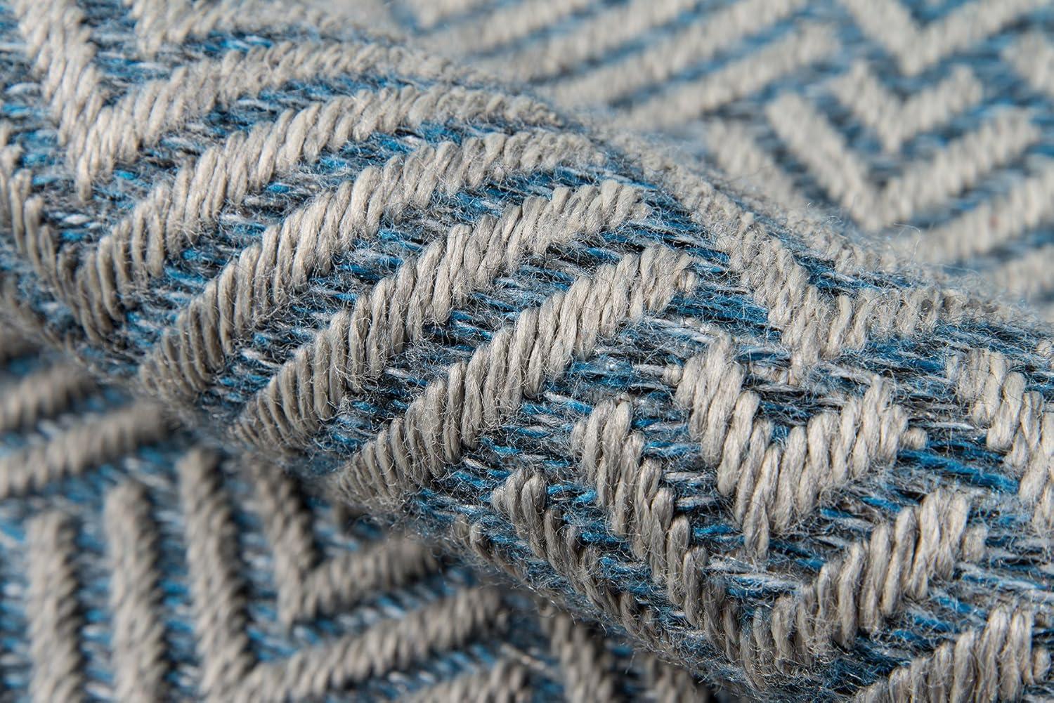 Momeni Como Polypropylene Machine Made Blue Indoor Outdoor Rug 6'7" X 9'6"