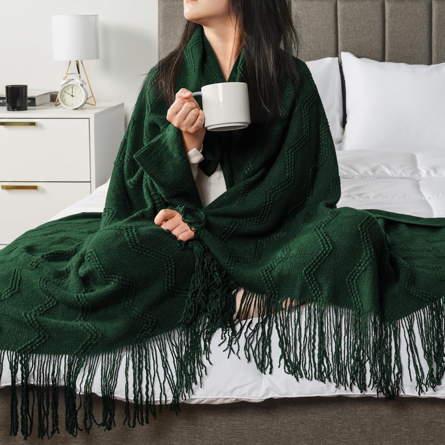 Pavilia Throw Blanket