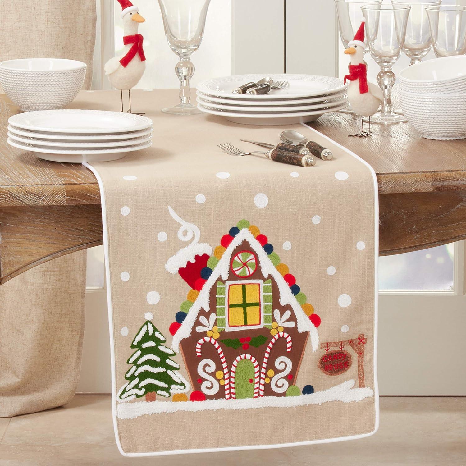 Saro Lifestyle Gingerbread House Runner, Natural, 16" x 72"