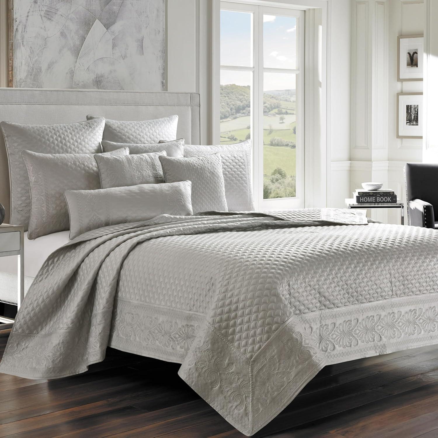 Lincoln Coverlet