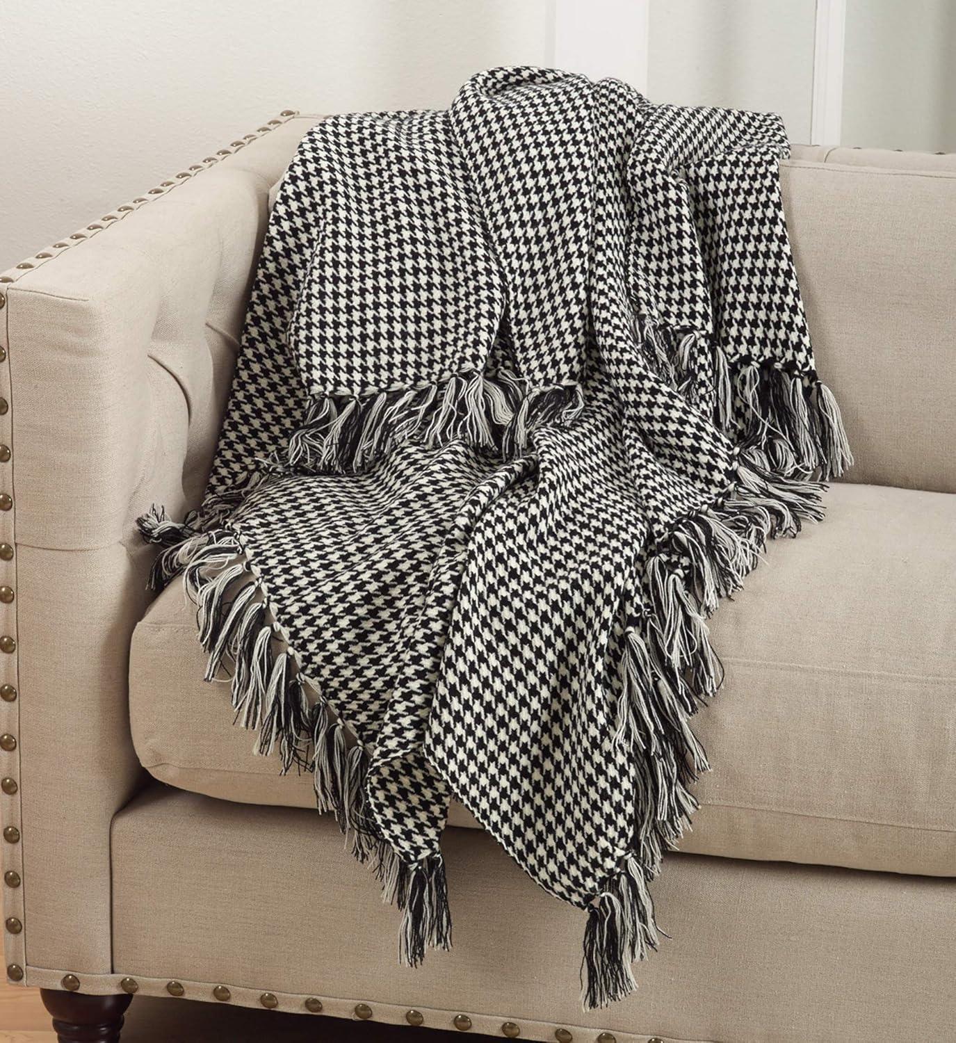 Black and White Houndstooth Reversible Throw with Fringe