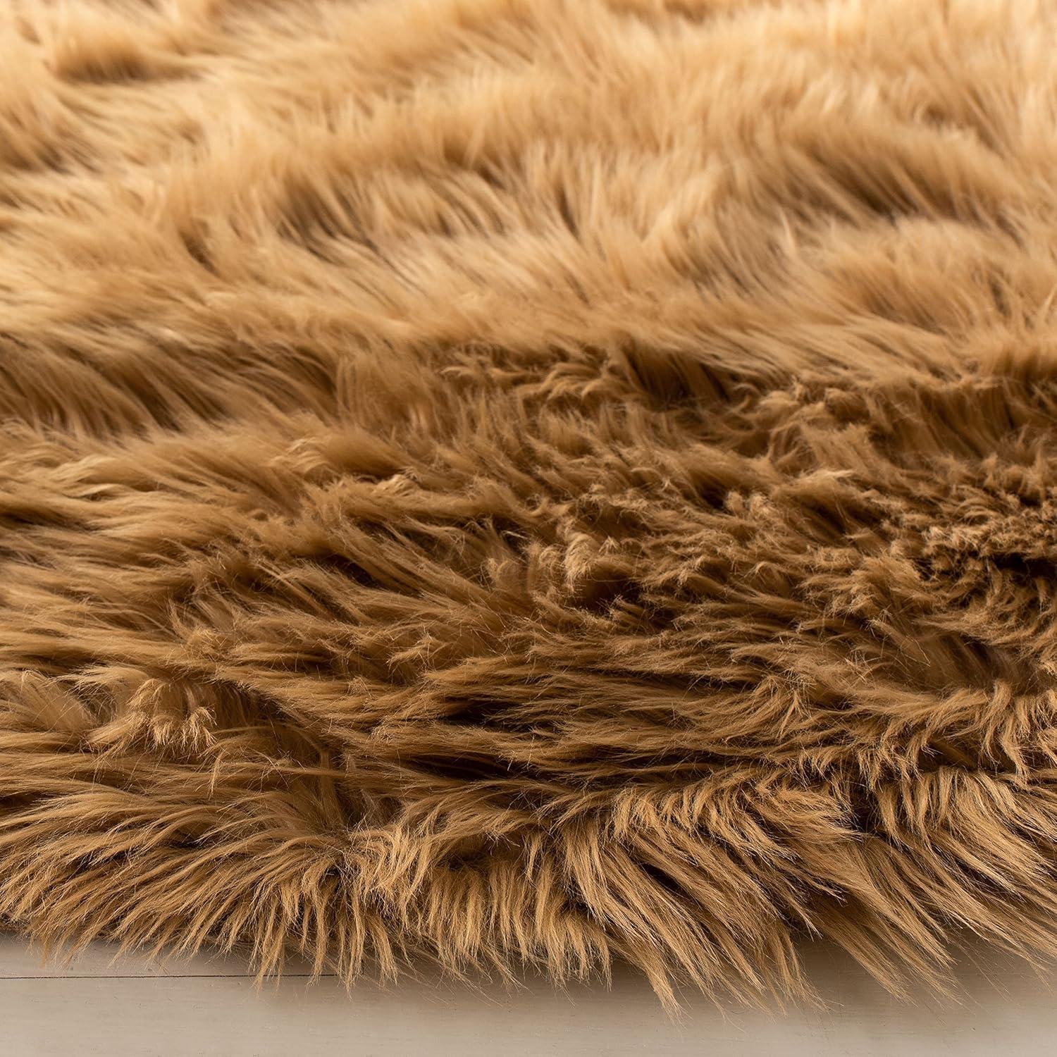 SAFAVIEH Faux Sheep Skin Jadyn Animal Area Rug, Camel, 3' x 5'