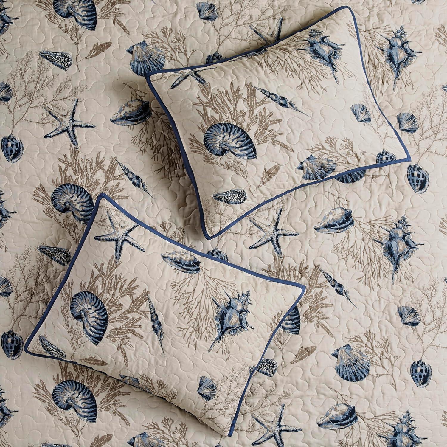 Madison Park Bayside Quilt Set with Throw Pillows