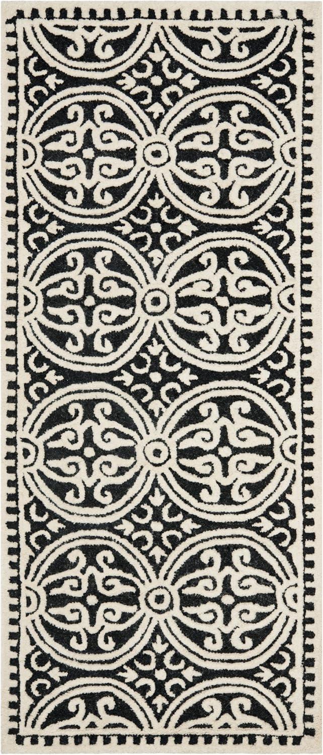 Cambridge CAM123 Hand Tufted Area Rug  - Safavieh