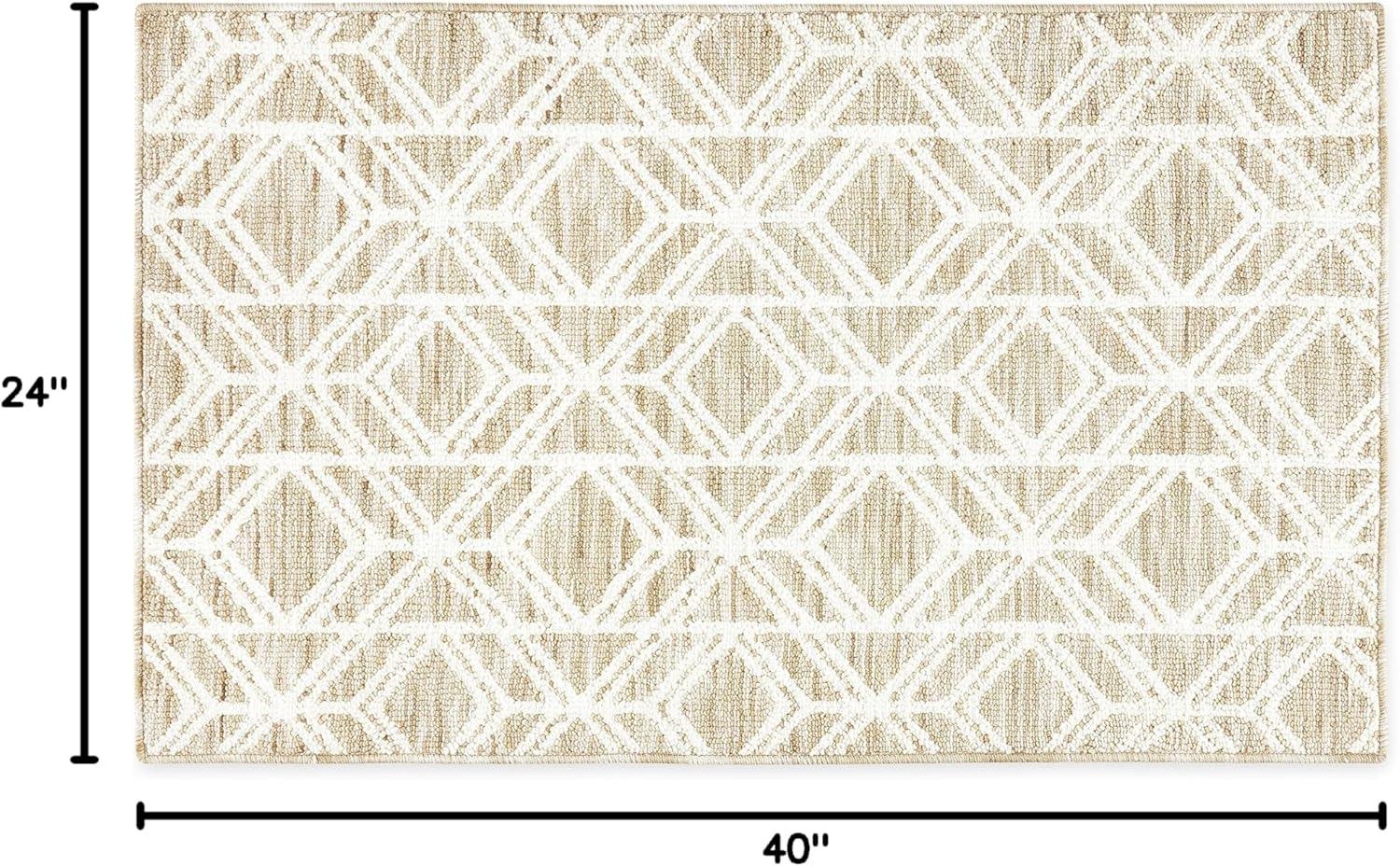 Town & Country Living TOWN & COUNTRY EVERYDAY Walker Modern Diamond Everwash Non-Slip Backing Kitchen Mat