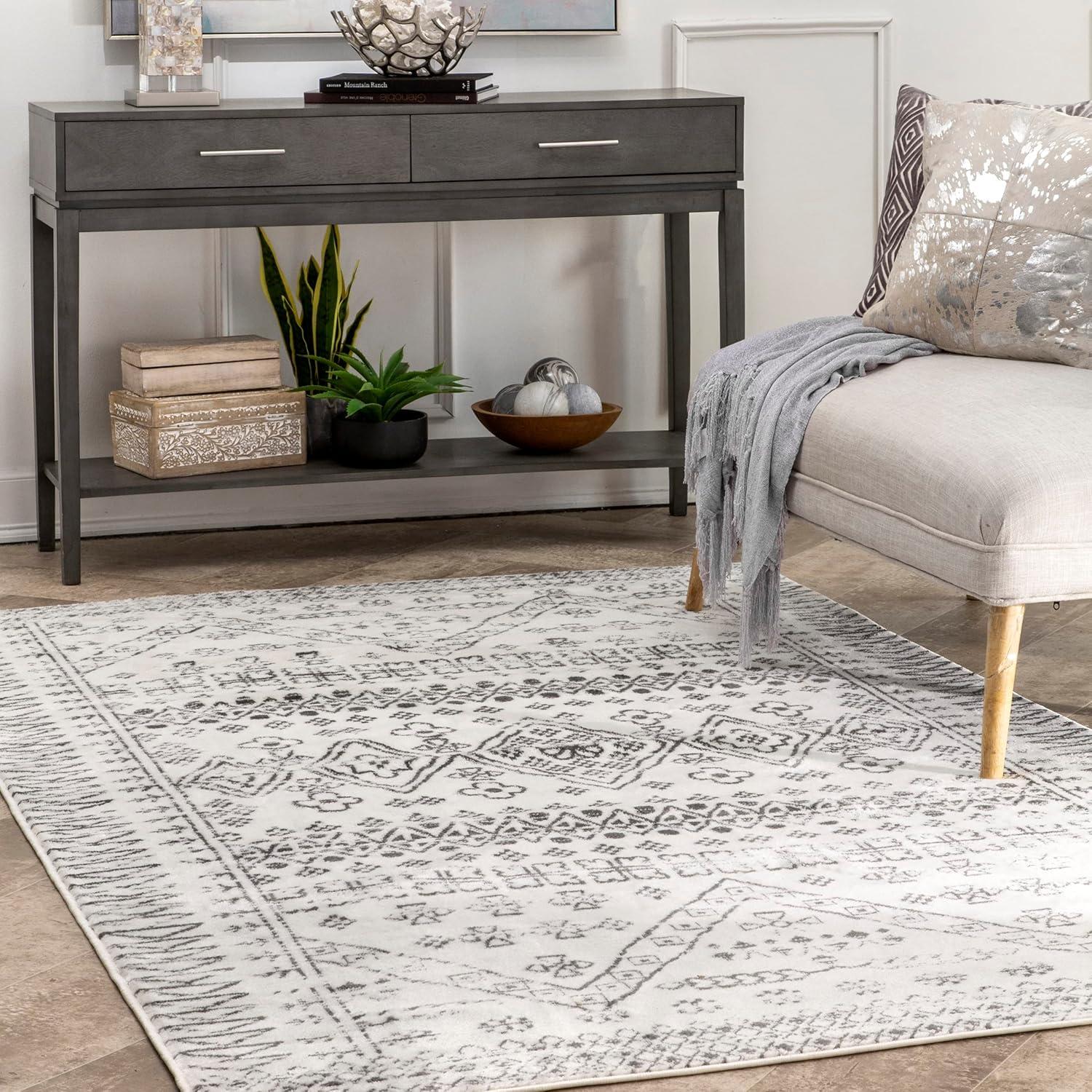 Nuloom Frances Moroccan 4x6 Indoor Area Rug for Living Room Bedroom Dining Room Kitchen, Light Grey/Ivory