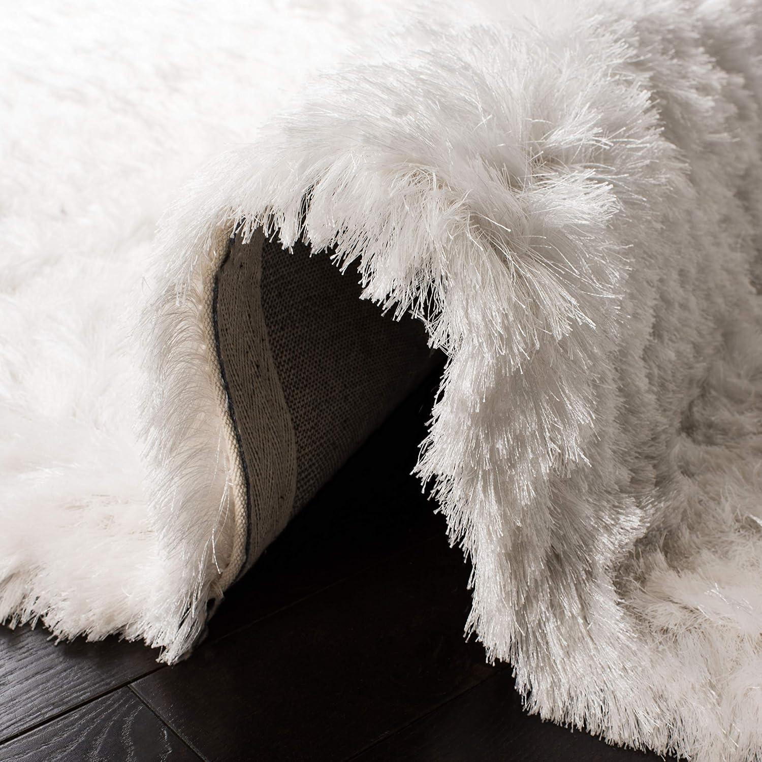 Faux Sheep Skin FSS235 Power Loomed Indoor Accent Rug - Ivory - 2'6"x4' - Safavieh