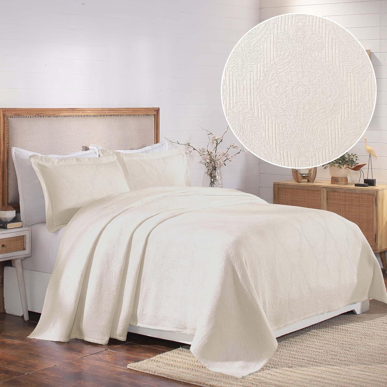 Superior 2-Piece Victory Cotton Matelasse Ivory Bedspread Set, Twin