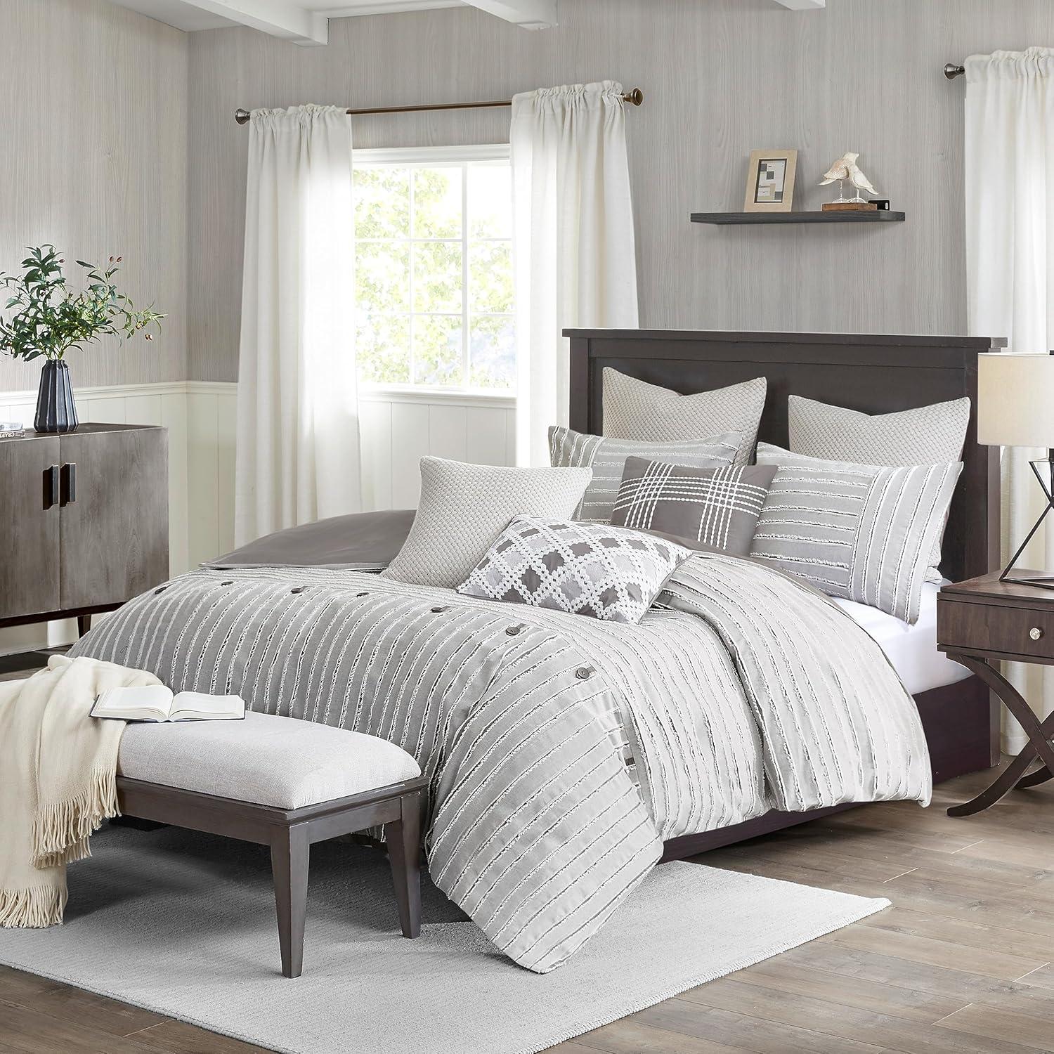 Madison Park Signature Madison Park Signature Essence Oversized Cotton Clipped Jacquard Comforter Set