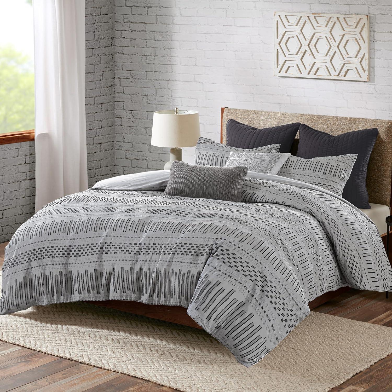 King Navy Cotton Jacquard Bedspread Set with Textured Accents