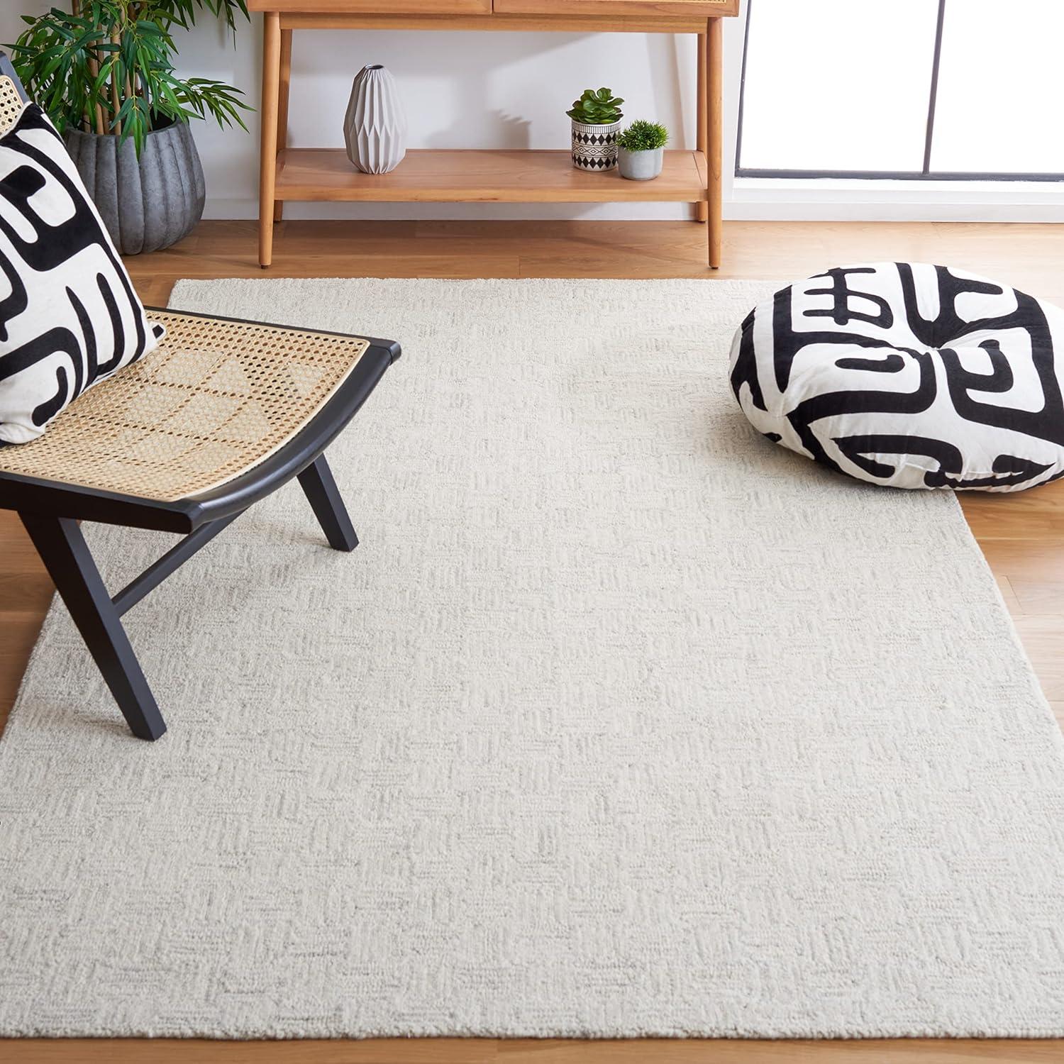 Elegant Ivory & Light Grey Hand-Tufted Wool Area Rug, 5' x 8'