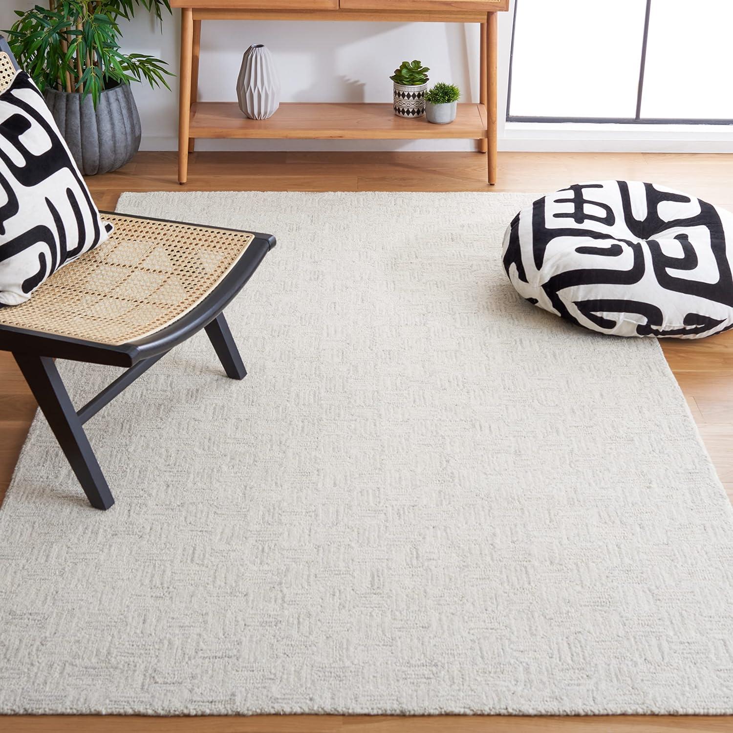 Micro-Loop MLP537 Hand Tufted Indoor Accent Rug - Light Grey/Ivory - 4'x6' - Safavieh