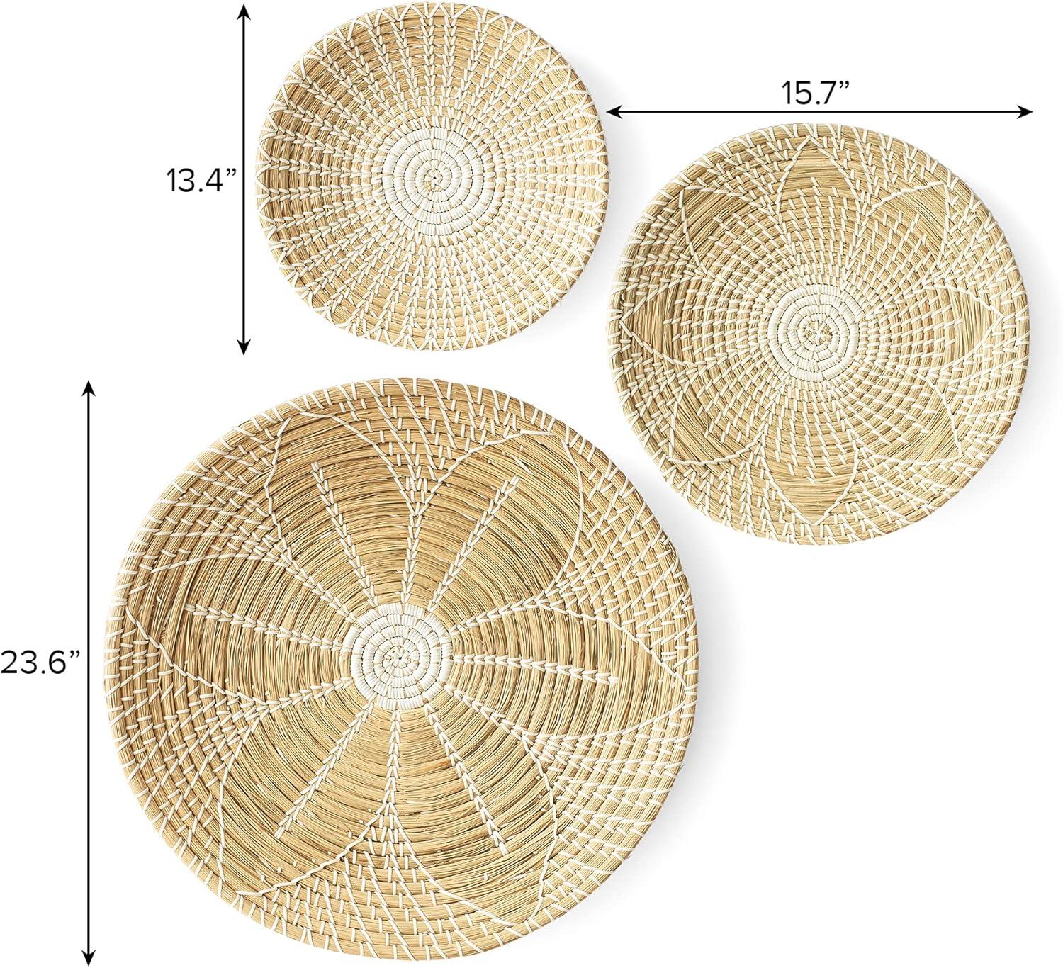 Artera Boho Wicker Wall Baskets Decor - Set of 3 Oversized, Hanging Natural Woven Seagrass Flat Basket, Round Decorative Wall Basket Decor for Living Room or Bedroom, Unique Wall Art