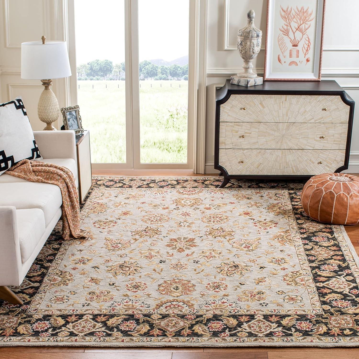 SAFAVIEH Chelsea Kaeden Floral Wool Area Rug, Light Blue/Black, 3' x 3' Round