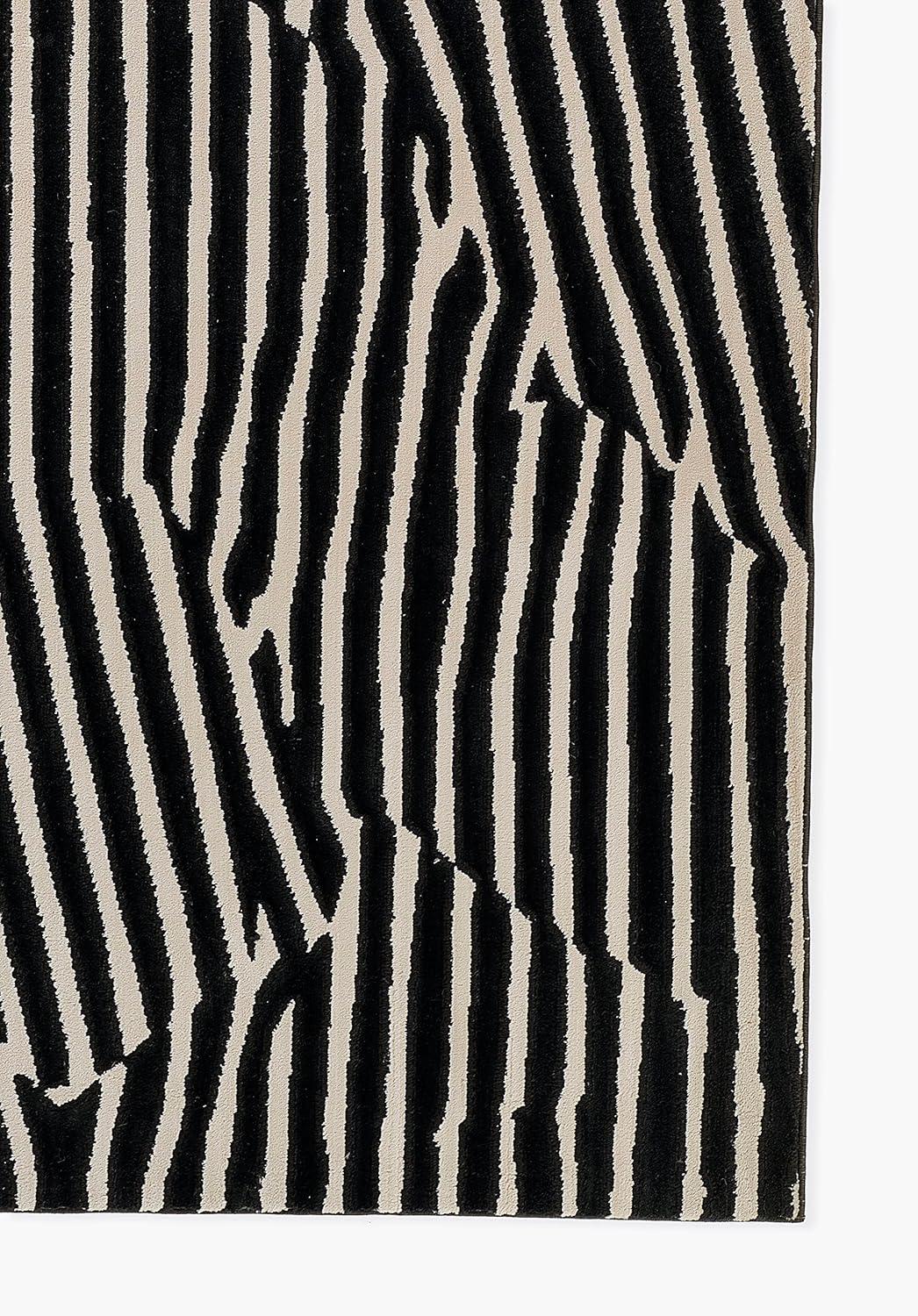 Black Geometric Wool and Synthetic Stain-Resistant Area Rug