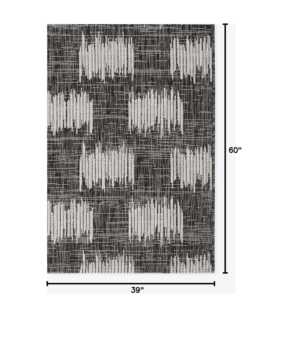 Novogratz by Momeni Villa Turin Charcoal Indoor Outdoor Rug 3'3" X 5'