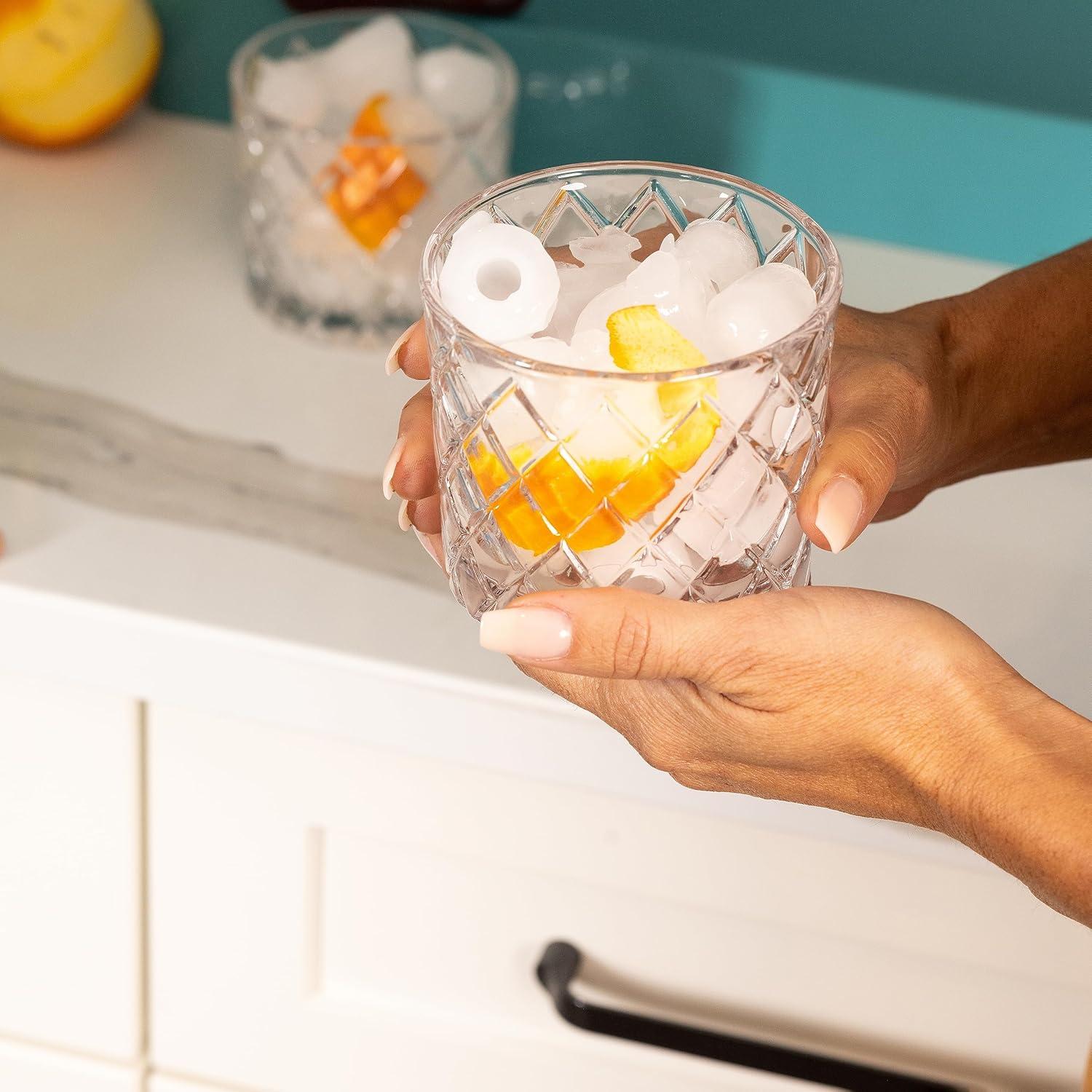 Igloo Igloo Premium Countertop Ice Maker Machine, 33 lbs. in 24 hrs. with Ice Scoop and Basket