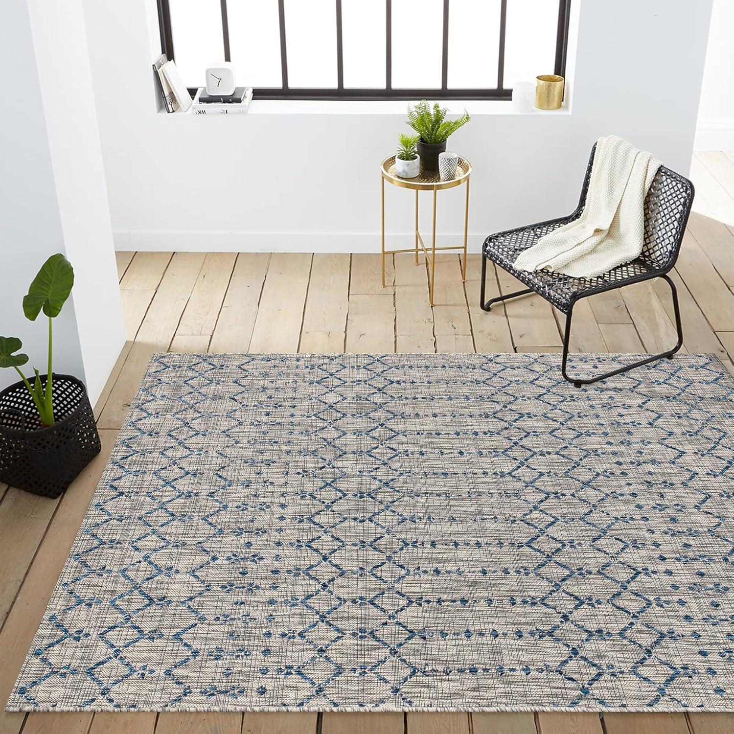 8'x10' Ourika Moroccan Geometric Textured Weave Indoor/Outdoor Area Rug, Light Gray/Navy - JONATHAN Y